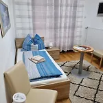 Konukevi Gaestehaus Rettl