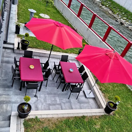 Penzion Gaestehaus Rettl 3*